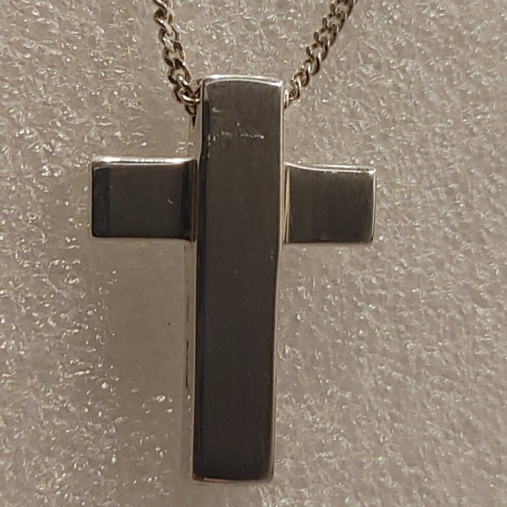 Made In Italy, GUCCI Sterling Silver Cross Necklace with pouch and box - UNISEX - Picture 5 of 16